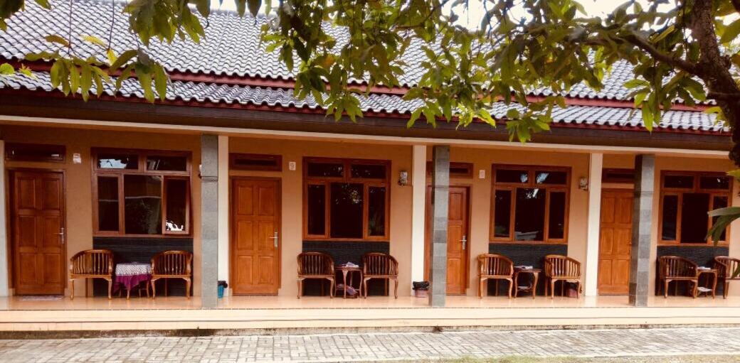 Hotel Ahlen Pangandaran Extérieur photo