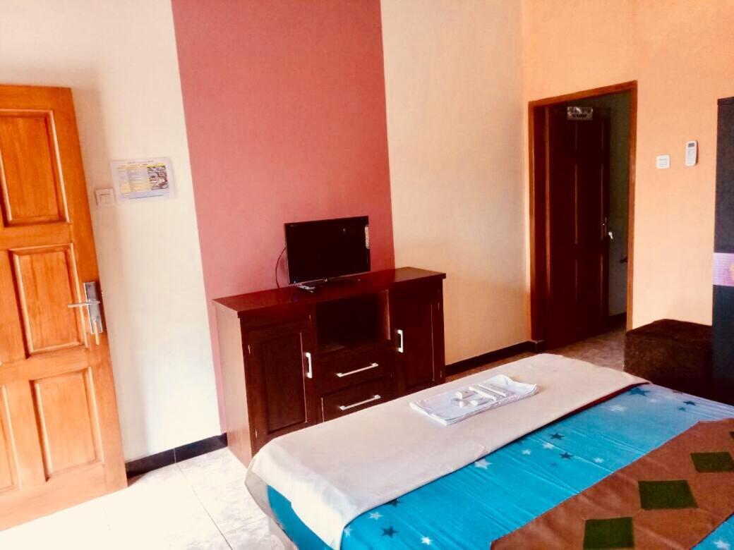 Hotel Ahlen Pangandaran Extérieur photo